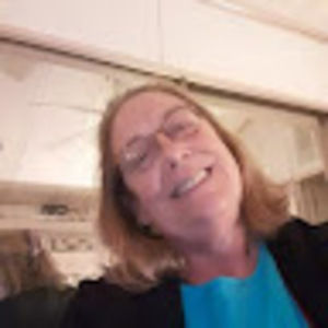 Meet your Posher, Alisa